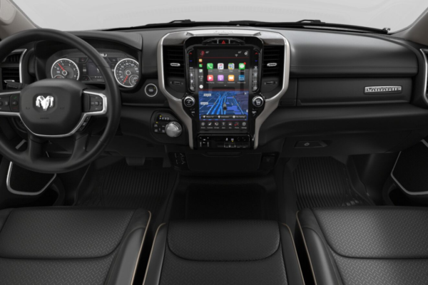 1500_Laramie_Interior