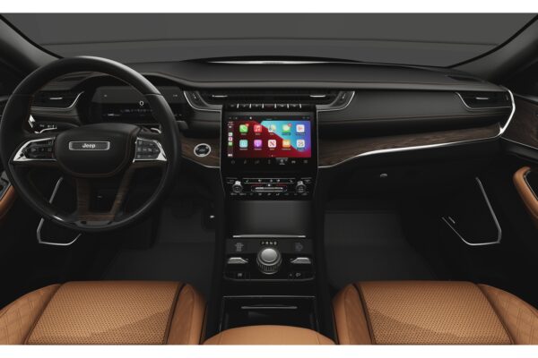 jeep_summit_interior_front